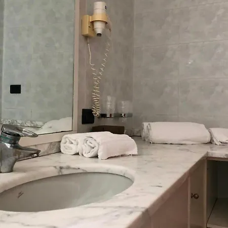 Rege Linate Hotel apartamentowy Mediolan