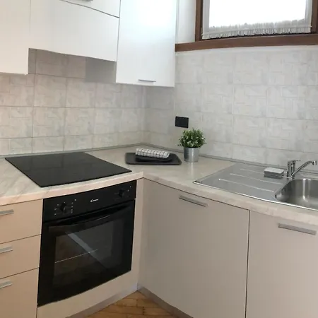 Rege Linate Hotel apartamentowy *