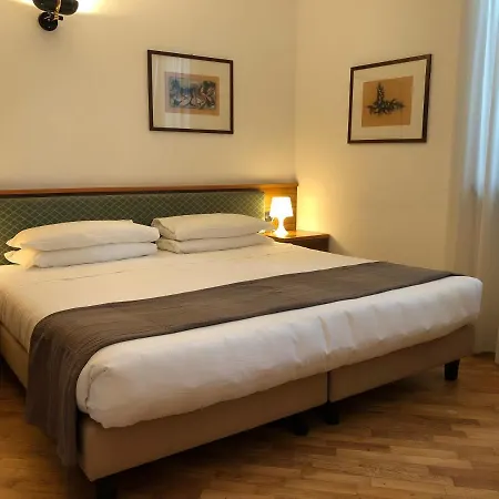 Hotel apartamentowy Rege Linate *