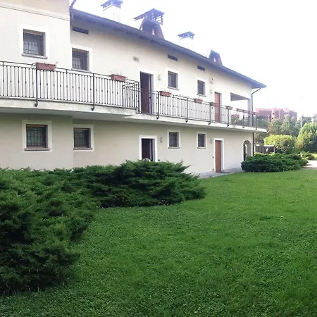 Rege Linate Hotel apartamentowy *